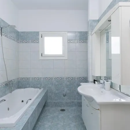 Country - 2floor Family Villa