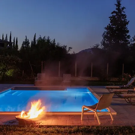 Country - 2floor Family Villa *