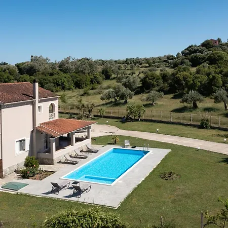 Country - 2floor Family Villa *